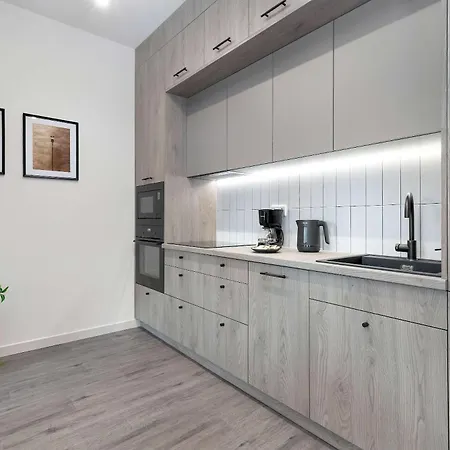 Chmielna Serce Gdanska Sypialnia & Balkon By Renters Апартаменты Гданьск