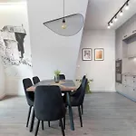 Chmielna Serce Gdanska Sypialnia & Balkon By Renters *