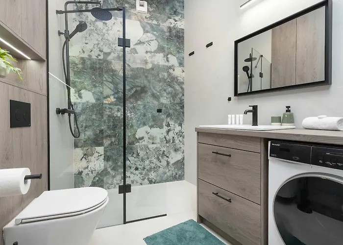 Chmielna Serce Gdanska Sypialnia & Balkon By Renters דירה גדנסק